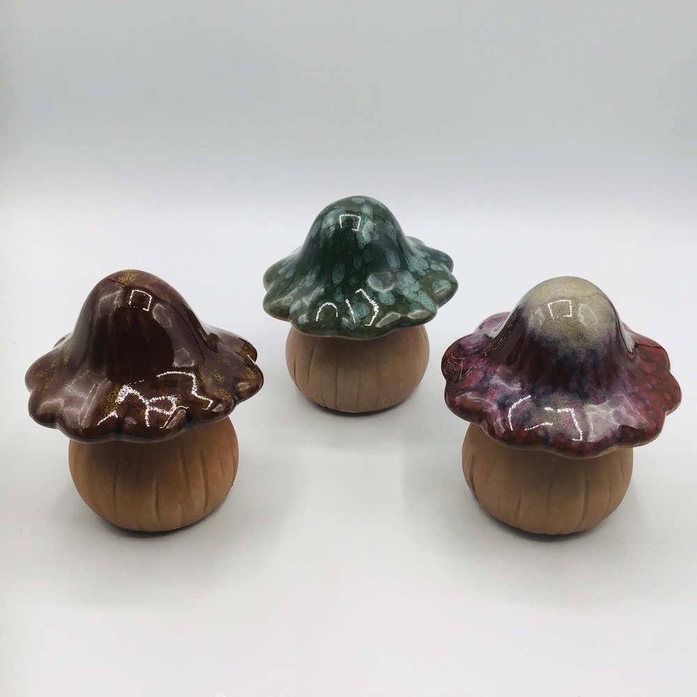 Mushrooms Lot of 3 Garden Ceramic Pond Patio Home Decor Toad Drip 3.5”…